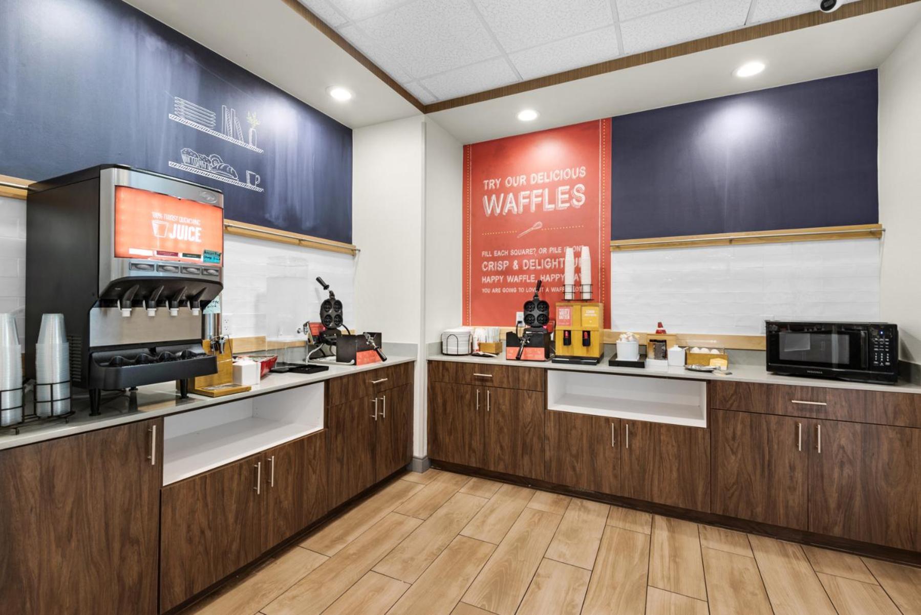 Hampton Inn & Suites Pensacola I-10 N At University Town Plaza Екстериор снимка