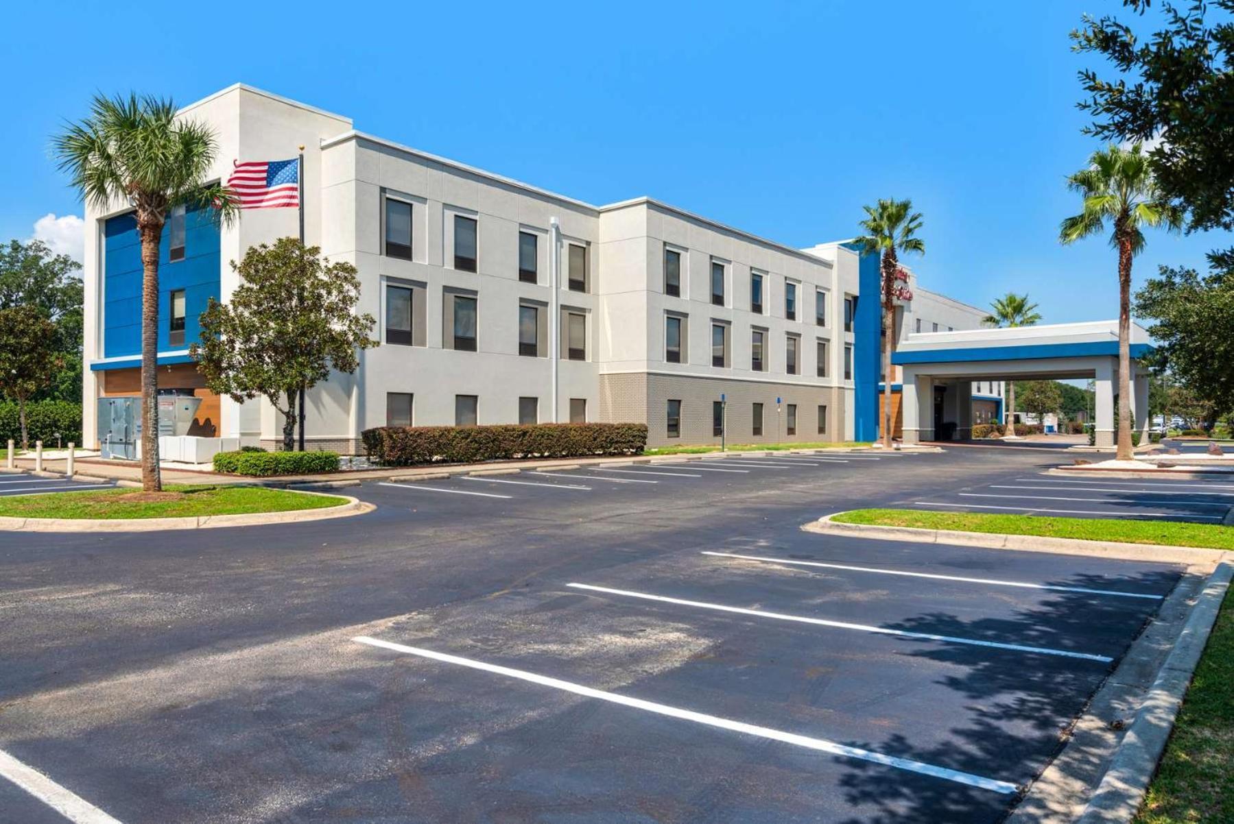 Hampton Inn & Suites Pensacola I-10 N At University Town Plaza Екстериор снимка
