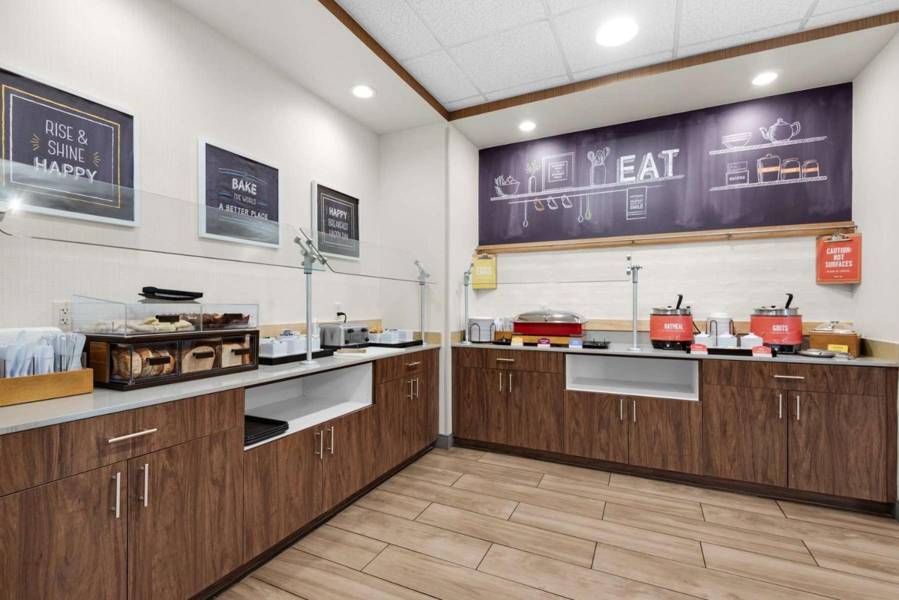 Hampton Inn & Suites Pensacola I-10 N At University Town Plaza Екстериор снимка
